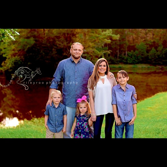 Meet your Posher, Amanda - Picture 1 of 1